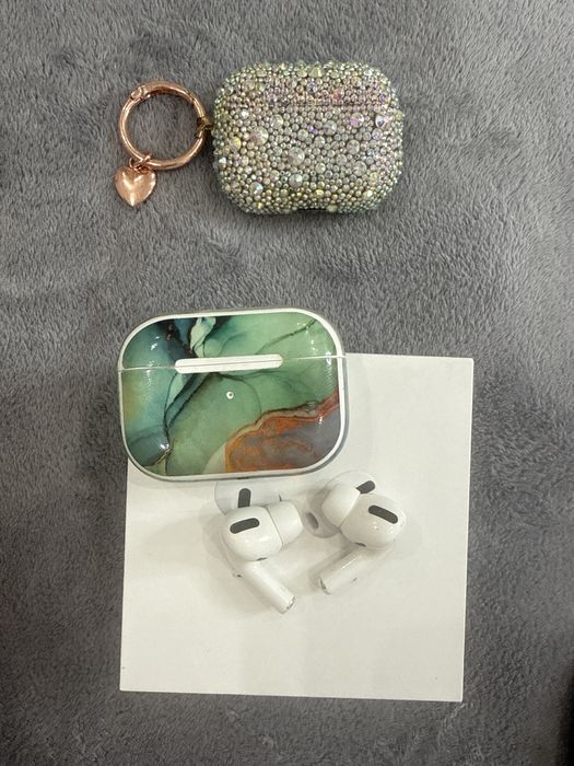 Air pods Pro в бронепленке