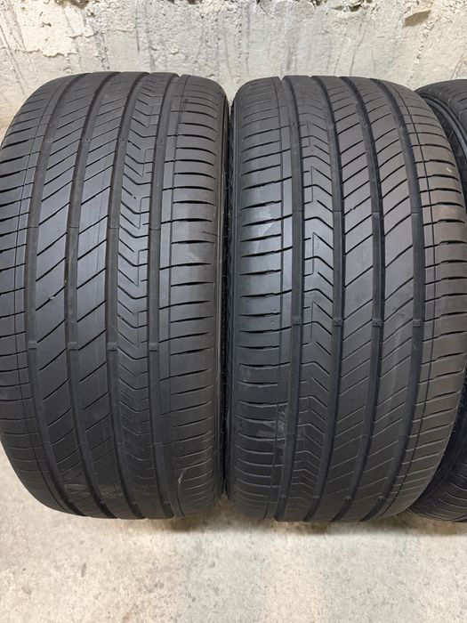 245/40/19 Kumho 4бр дот23