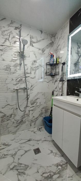 Дава се под наем Тристаен апартамент в Бургас, Изгрев - 65 кв.м за 510 € - Снимка #9