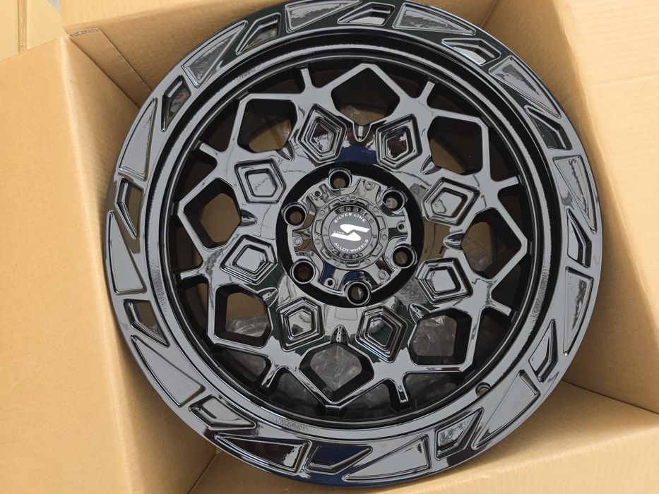 Jante de aliaj pentru toyota  land cruiser,ford  ranger marca silver line  pe 18 model Midland
