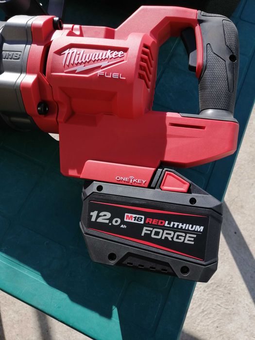 Акумулаторен гайковерт Milwaukee, M18ONEFHIWF1D-121C