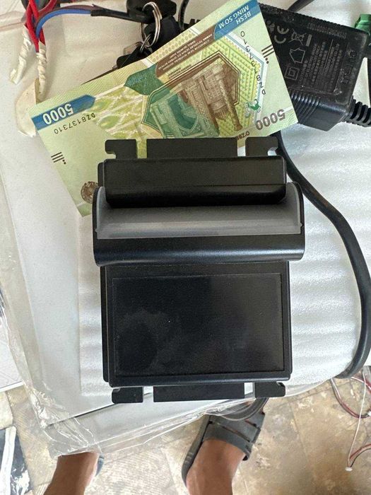 kupyurapriyomnik genisus 7 xama pulni oladi  Купюроприемник генисус 7