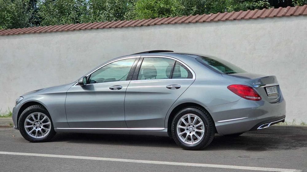 Mercedes C220d 2.2d BlueTech 170cp 7G Tronic 02.2014 / ILS HUD Trapa Keyless BLIS Burmeister 3D / TOP