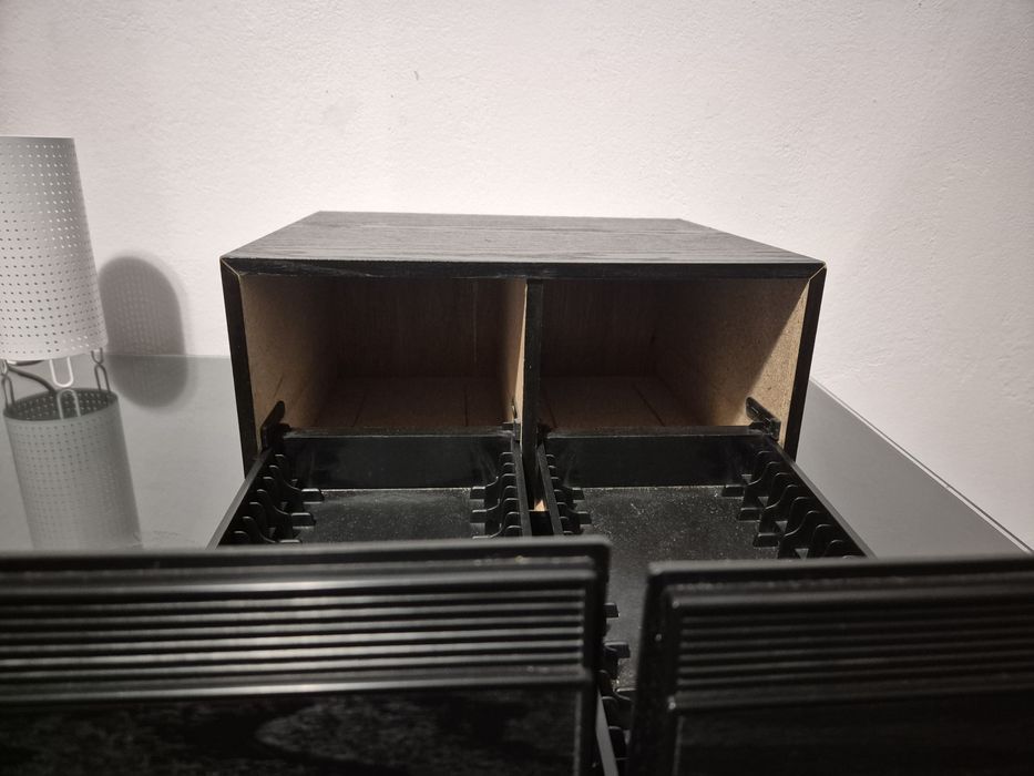 Suport CD-uri tip raft