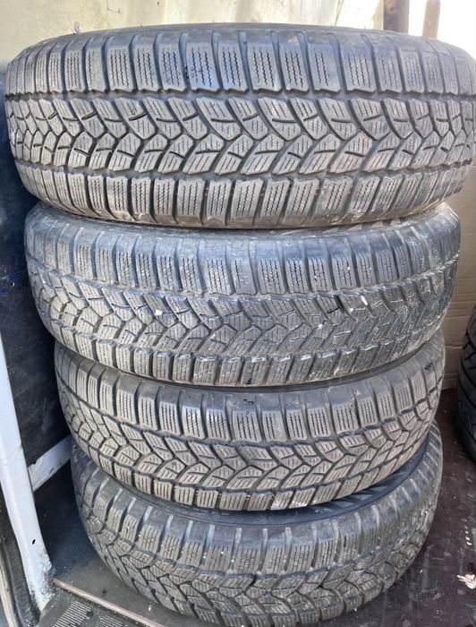 Продавам 4бр гуми 175/65R15 Firestone