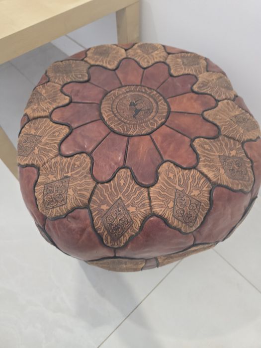 Măsuță si 2 taburet Marocan piele de camila