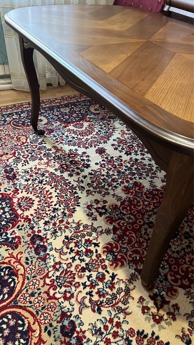 Обеденный стол гостевой деревянный