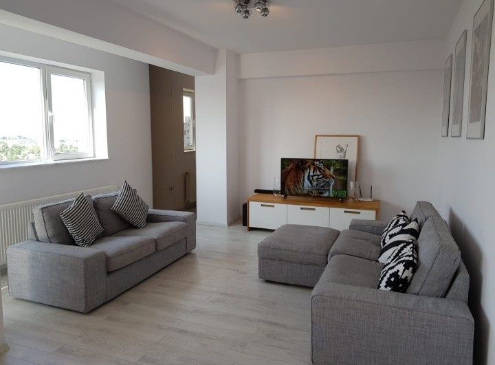 Apartament decomandat 2 camere 82 mp