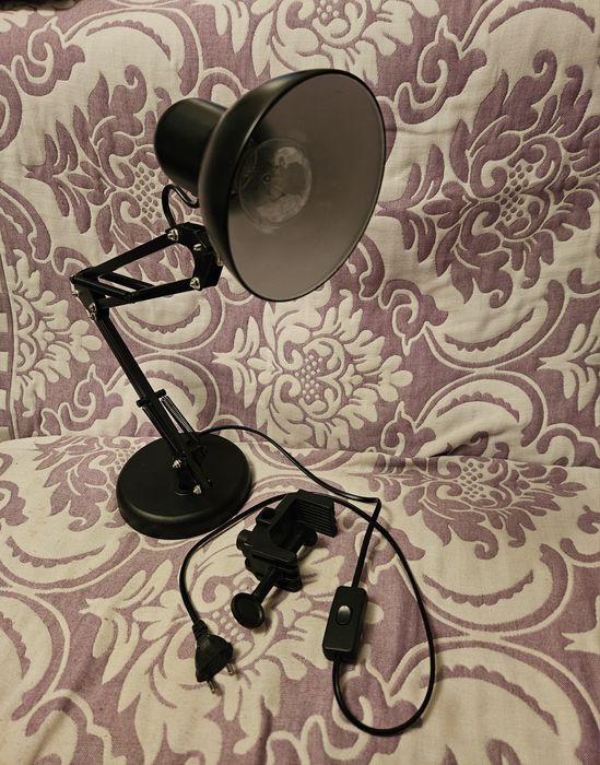 Лампа настольная рабочия