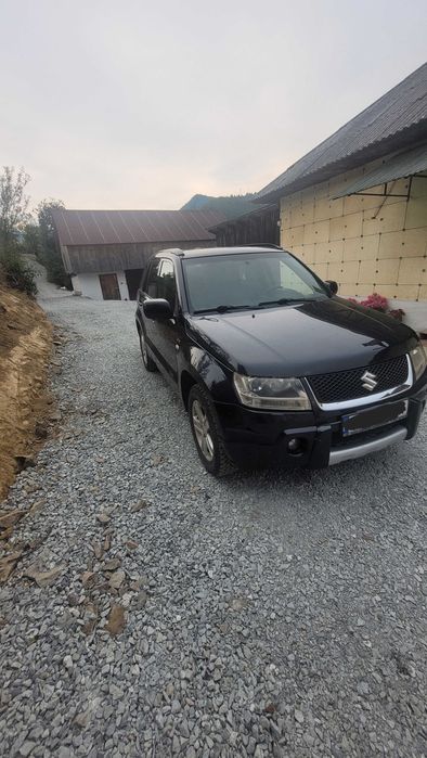 Vând Suzuki Grand Vitara