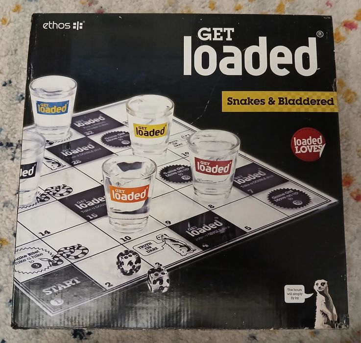 Joc de societate cu shoturi "Get loaded - Snakes & Bladdered"