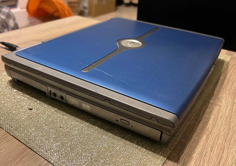Laptop Dell Inspiron 5150 – Intel Pentium 4 - retro