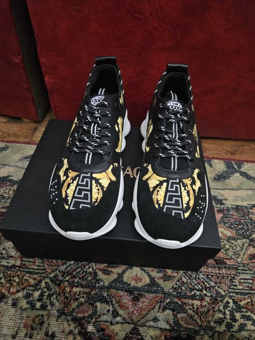 Versace Chain Reaction