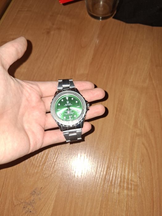 Продам часы ролекс,касио