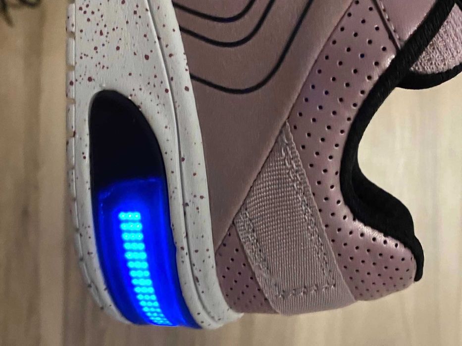 Vand pantofi sport GEOX LED masura 36