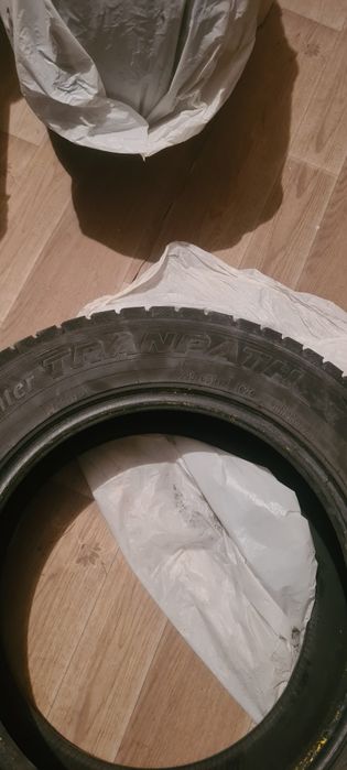 Продам зимние шины в хорошом состояние