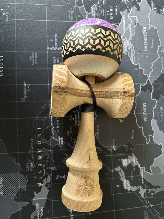 Kendama israel SAMY PRO MODEL  . Au fost fabricate 1000 in toata lumea