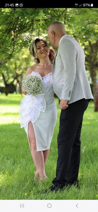 Vând rochie cununie civila mărimea S