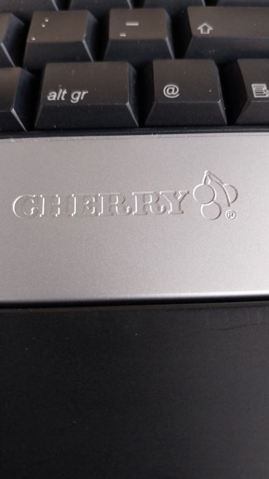 Vand tastatura cherry master solar