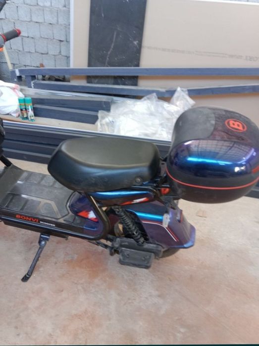 Электроскутер Бонви