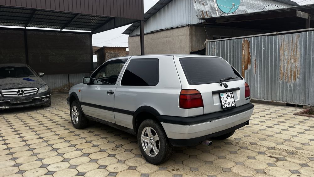 Голф3 1993 сатылымда