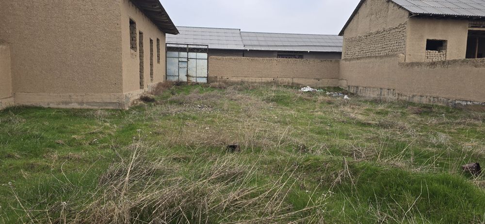 Курилиши тугалланмаган участка сотилатм