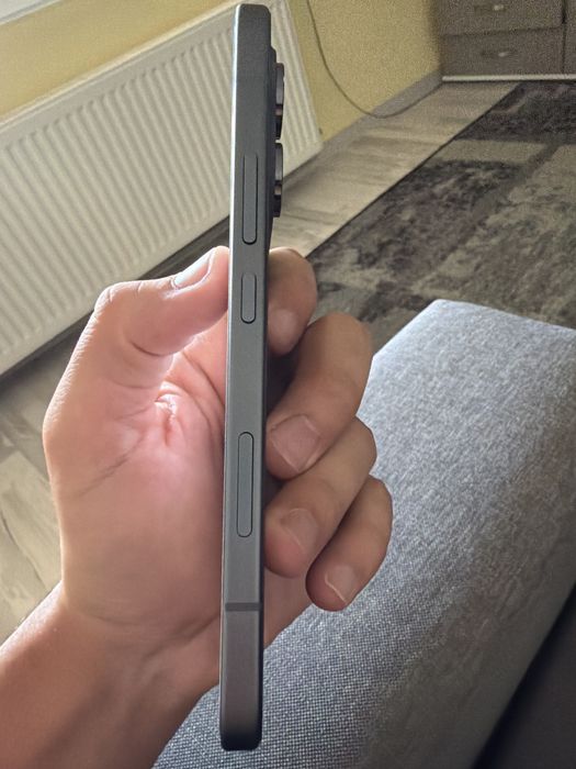 Honor 600 lite 8-ram, продавам го защото си взех по нов модел телефонът е чисто нов с гаранция 2 години без забележки както ще видите на снимките! :)