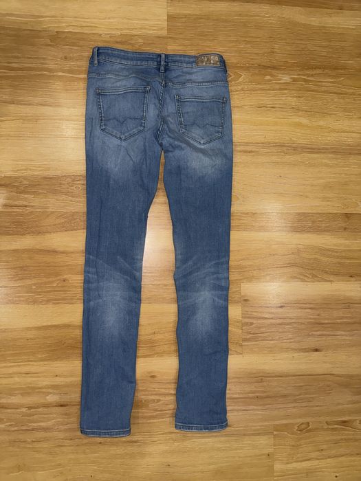 Дънки Armani Exchange, Boss, Stradivarius