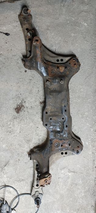 Тоиота Карина Е запчасти