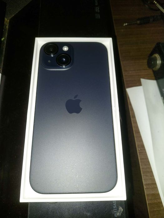 Iphone 15 Перфектен