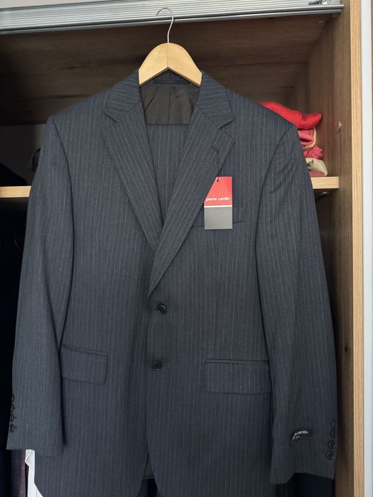 Costum Pierre Cardin cu eticheta, 48, lana 100%