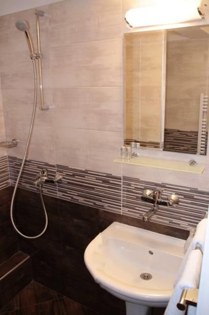 Дава се под наем Двустаен апартамент в Пловдив, Център - 60 кв.м за 350 € - Снимка #6