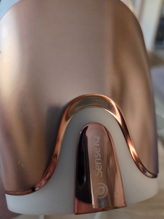 Сешоар Philips Sense IQ