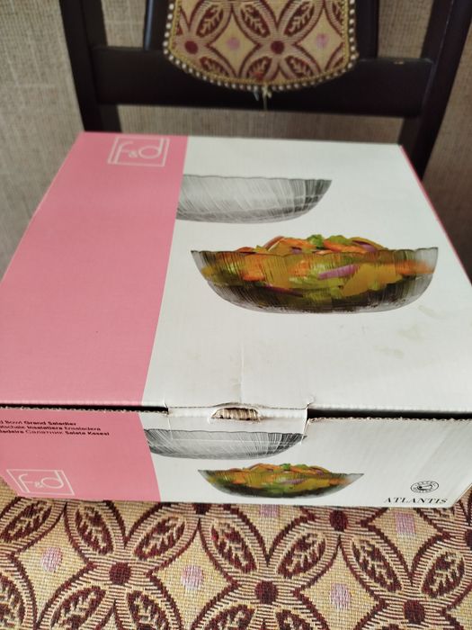 Салатник глубокий в коробке