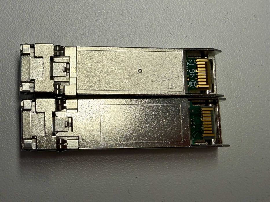 SFP+ 10-гигабитови оптични трансивъри FTLX1471D3BCL и FTLX8574D3BCL