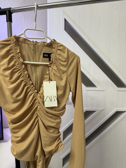 Дънки неразличими от нови Zara