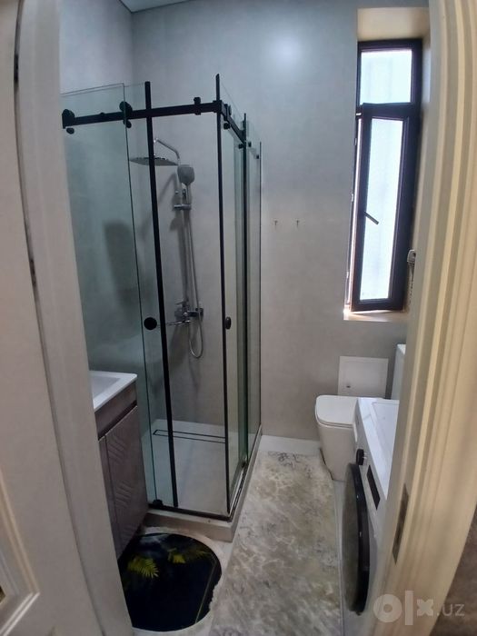 Яккасарай.Продам 3х комн квартиру в центре. 78кв/м  кирпич высокопотол