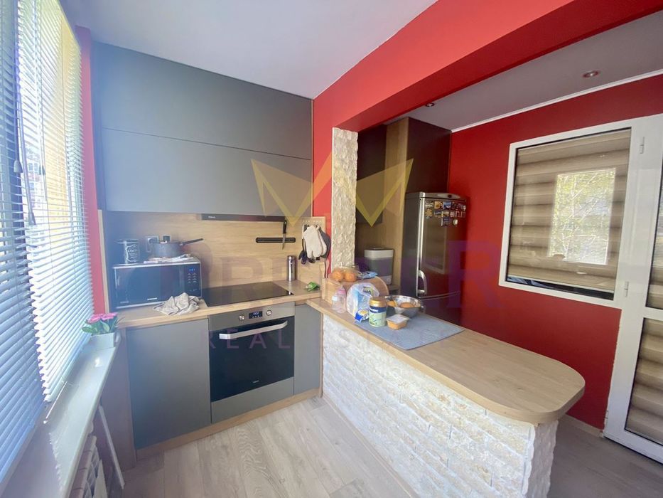 Продава се Тристаен апартамент в Перник, Изток - 73 кв.м за 1439 €/кв.м - Снимка #6