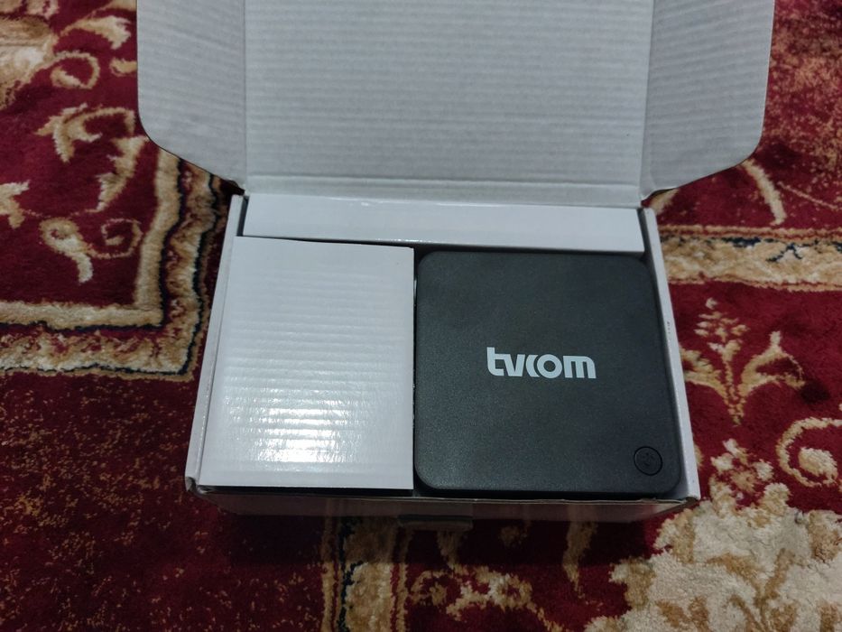 Продается приставка тюнер для телевизора. Медиаплеер