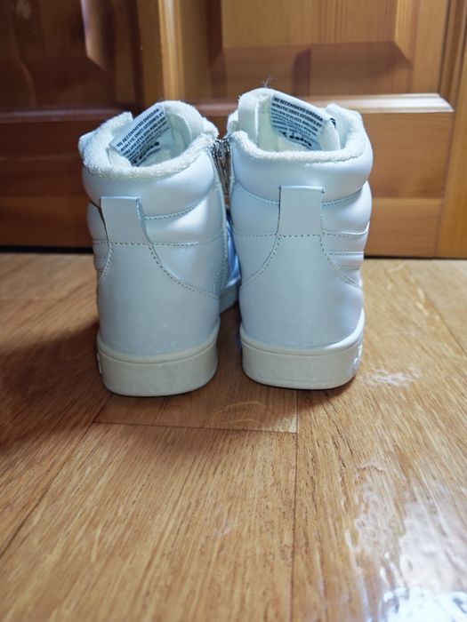 Продам кеды Diadora 34 размер