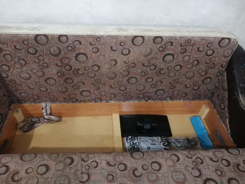 Продам диван б/у