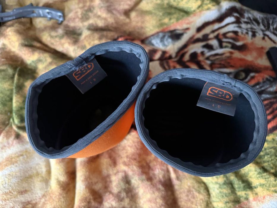 Наколенники SBD.