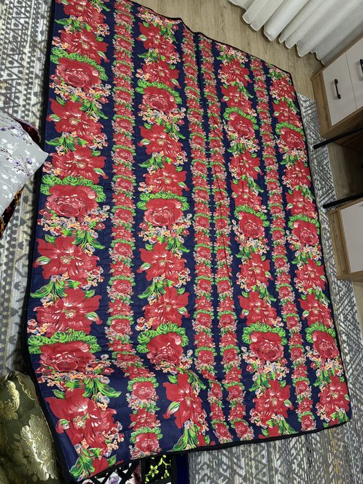 Katta ko’rpa  yangi bir marta ham ishlatilmagan