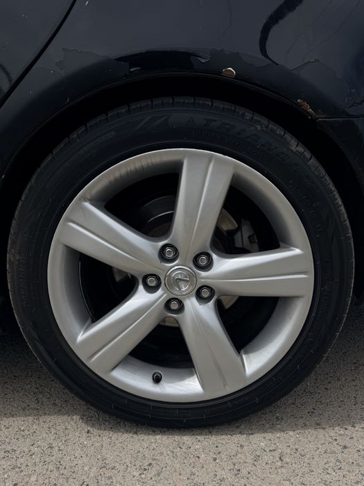 Диски Lexus ромашки