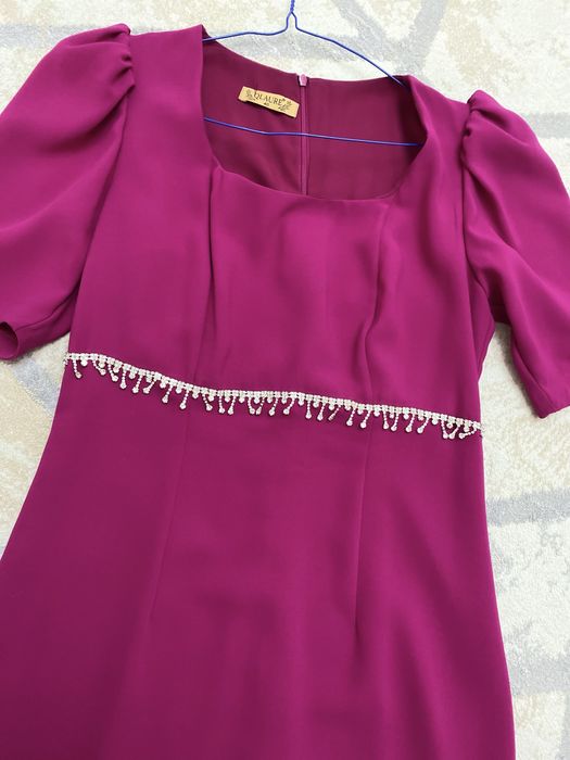 Продам платье женское