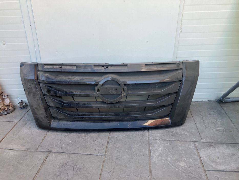 Grila Nissan Pathfinder