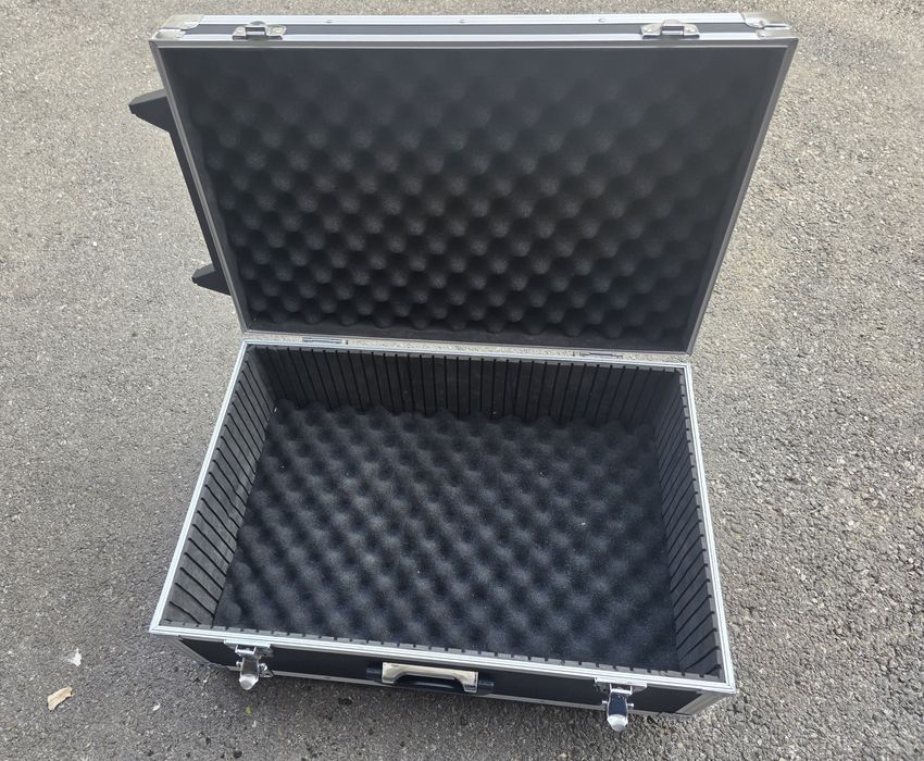Алуминиев куфар/кейс с колела за фото техника