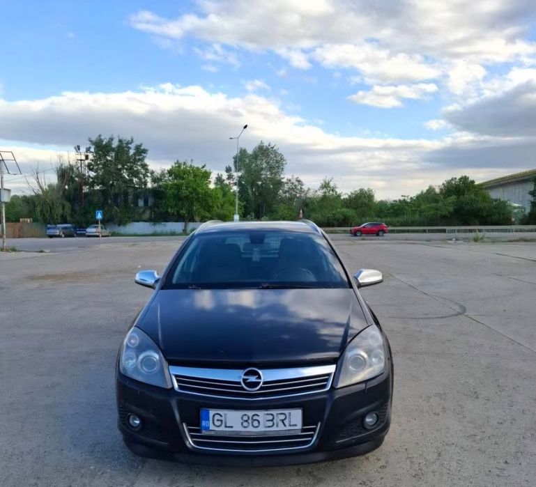 Opel astra h 2010 face lift
