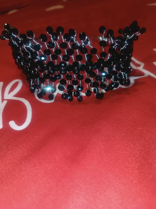 Qora rangli diadema