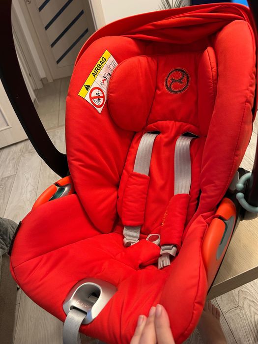 Scoica Cybex cloud Z I-size + adaptori